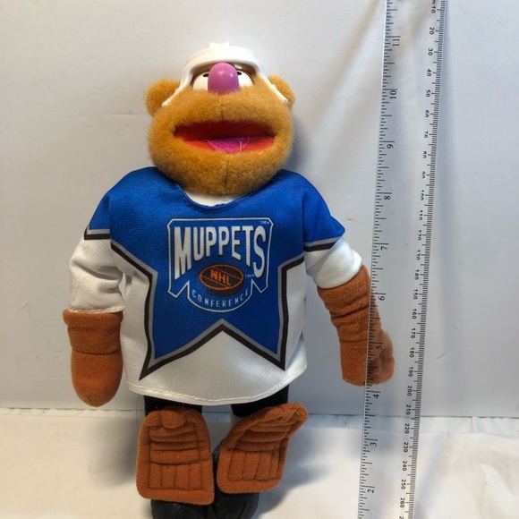 FOZZIE BEAR 11 inch tall McDonalds NHL Hockey PLUSH 1995 Muppets - Picture 6 of 8